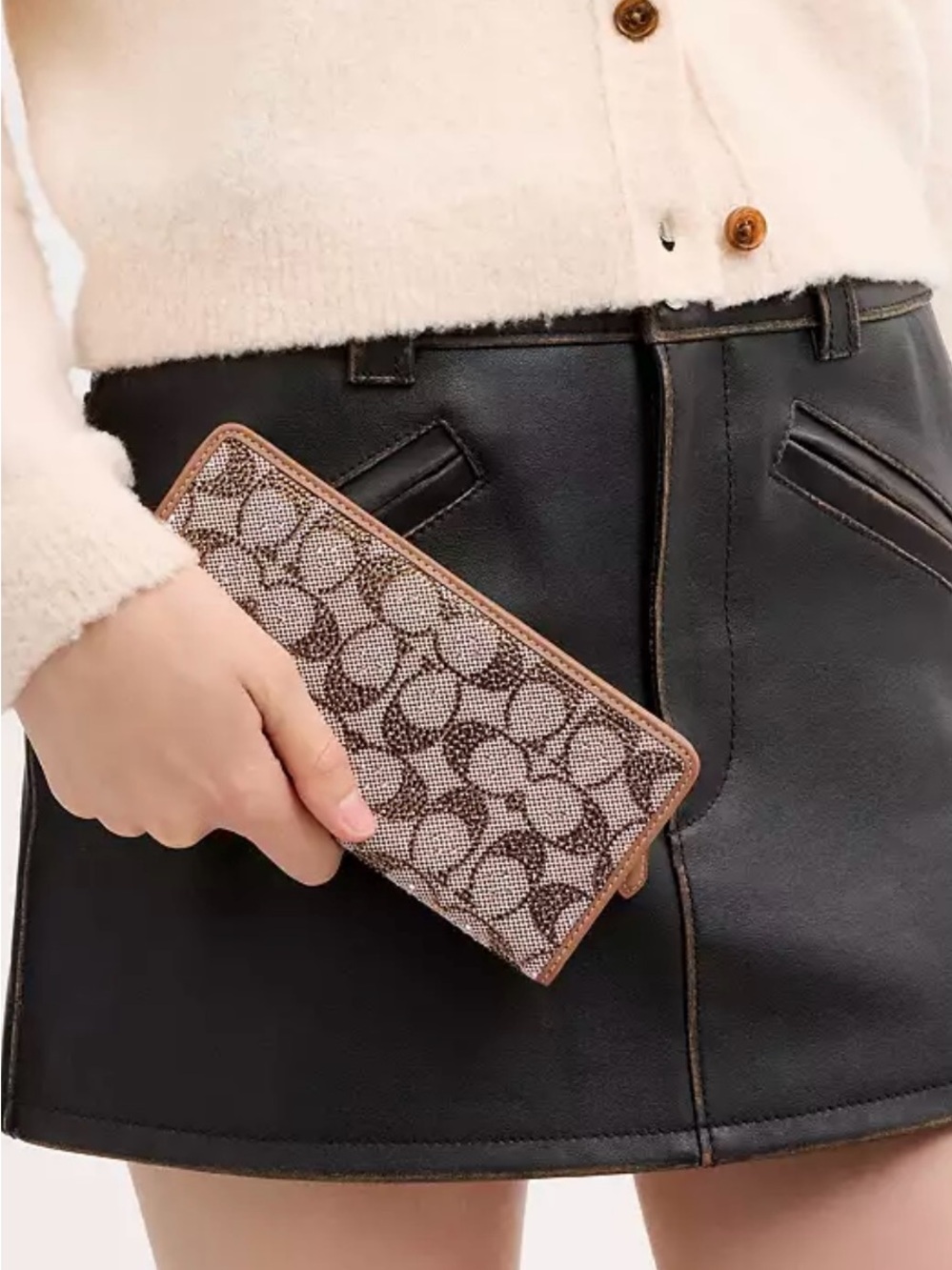 AUTHENTIC COACH Essential Slim Wallet
In Crystal Signature Jacquard